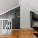 With Ski-inout And Hot Tub In Fagerasen