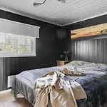 Holiday home With Ski-inout And Hot Tub In Fagerasen