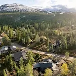 With Ski-inout And Hot Tub In Fagerasen * Trysil
