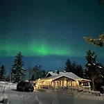 With Ski-inout And Hot Tub In Fagerasen بيت للعطل تريسيل