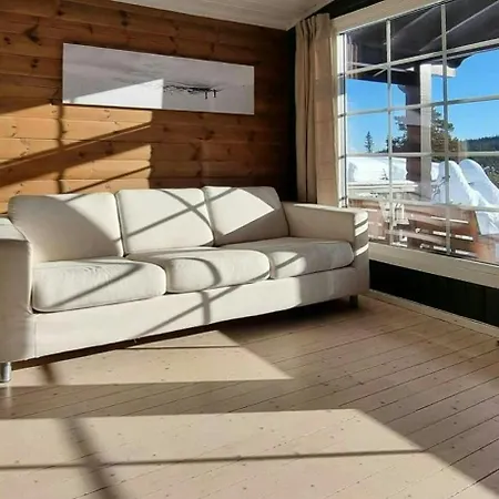 With Ski-inout And Hot Tub In Fagerasen Trysil