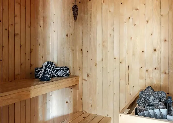 With Ski-inout And Hot Tub In Fagerasen Semesterbostad