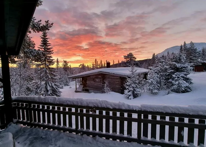 With Ski-inout And Hot Tub In Fagerasen Semesterbostad Trysil
